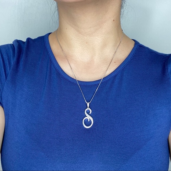 Letter S Initial Necklace - Picture 3 of 6